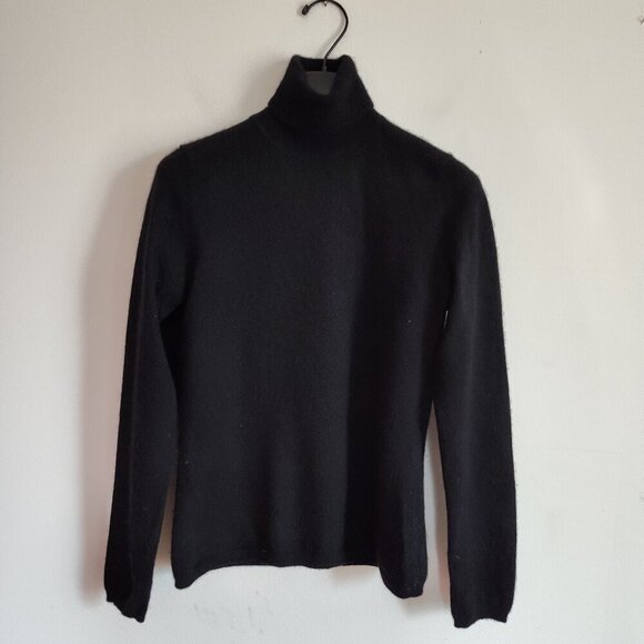 Ladies SZ S Charter Club Black Cashmere Turtleneck Sweater - Picture 1 of 3